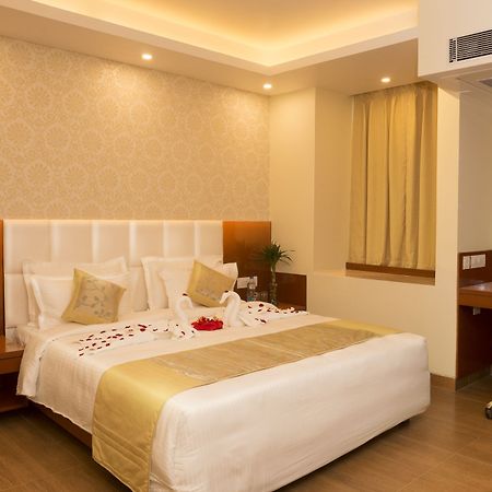 Hotel Amalfi Grand Patna  Exterior foto
