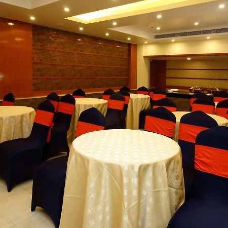 Hotel Amalfi Grand Patna  Zimmer foto