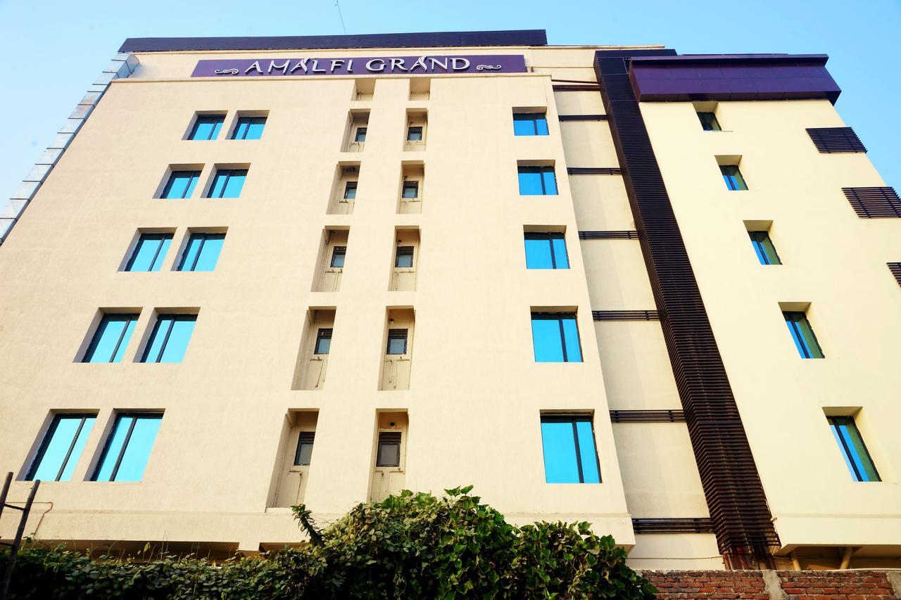 Hotel Amalfi Grand Patna  Zimmer foto