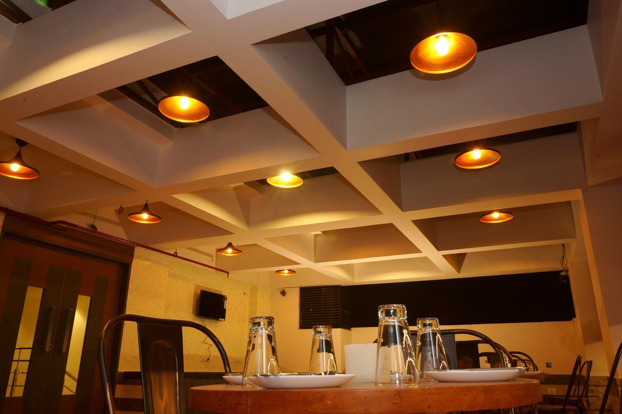 Hotel Amalfi Grand Patna  Zimmer foto