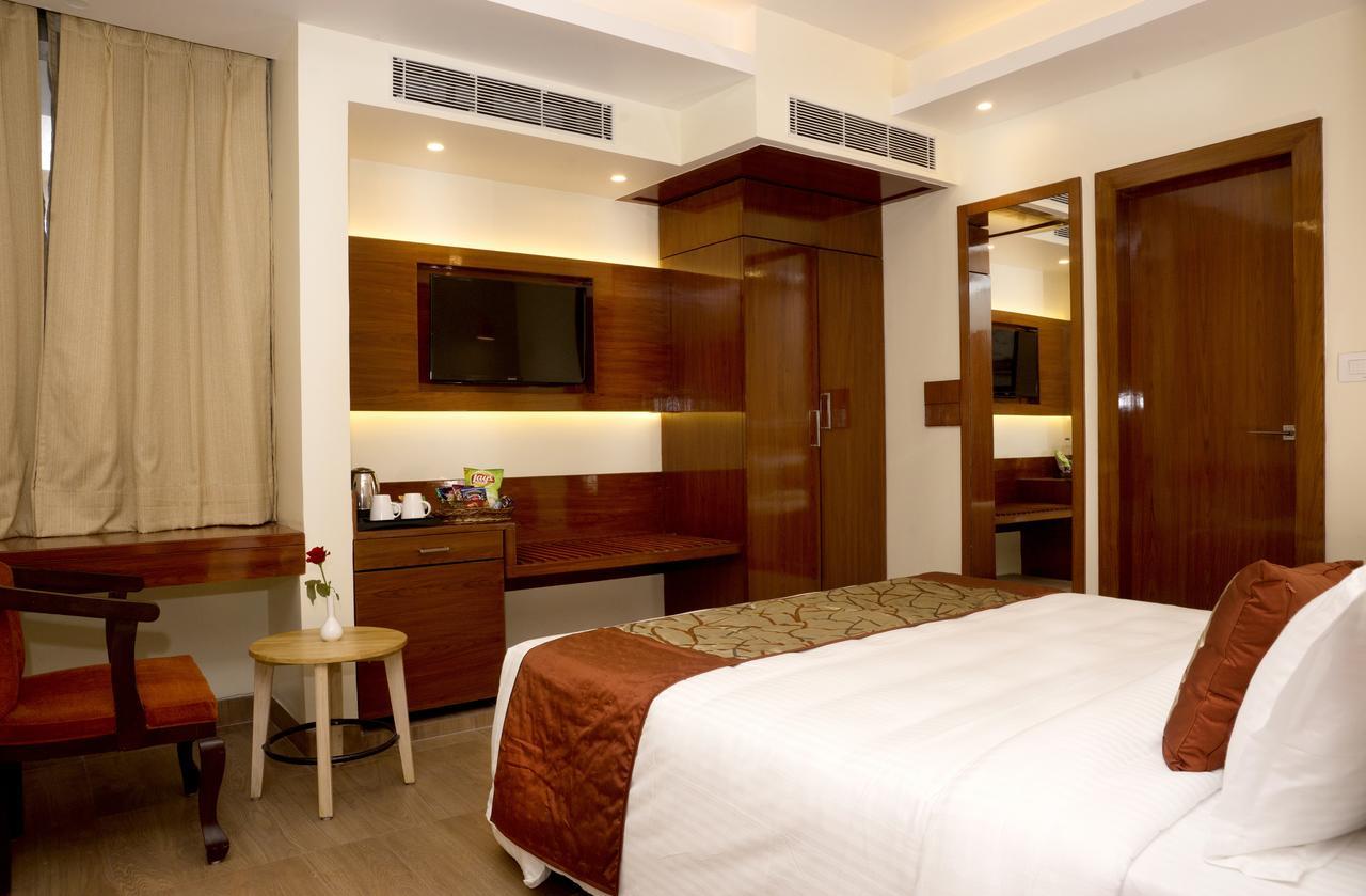 Hotel Amalfi Grand Patna  Zimmer foto