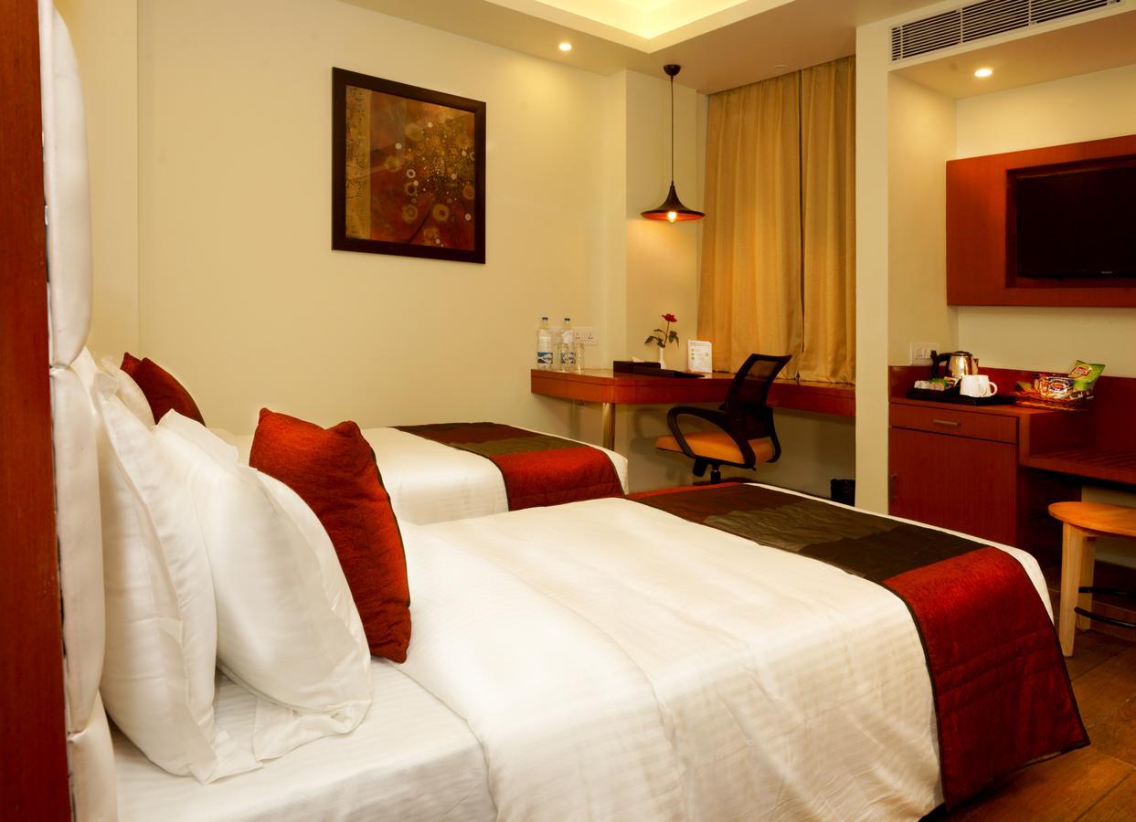 Hotel Amalfi Grand Patna  Zimmer foto