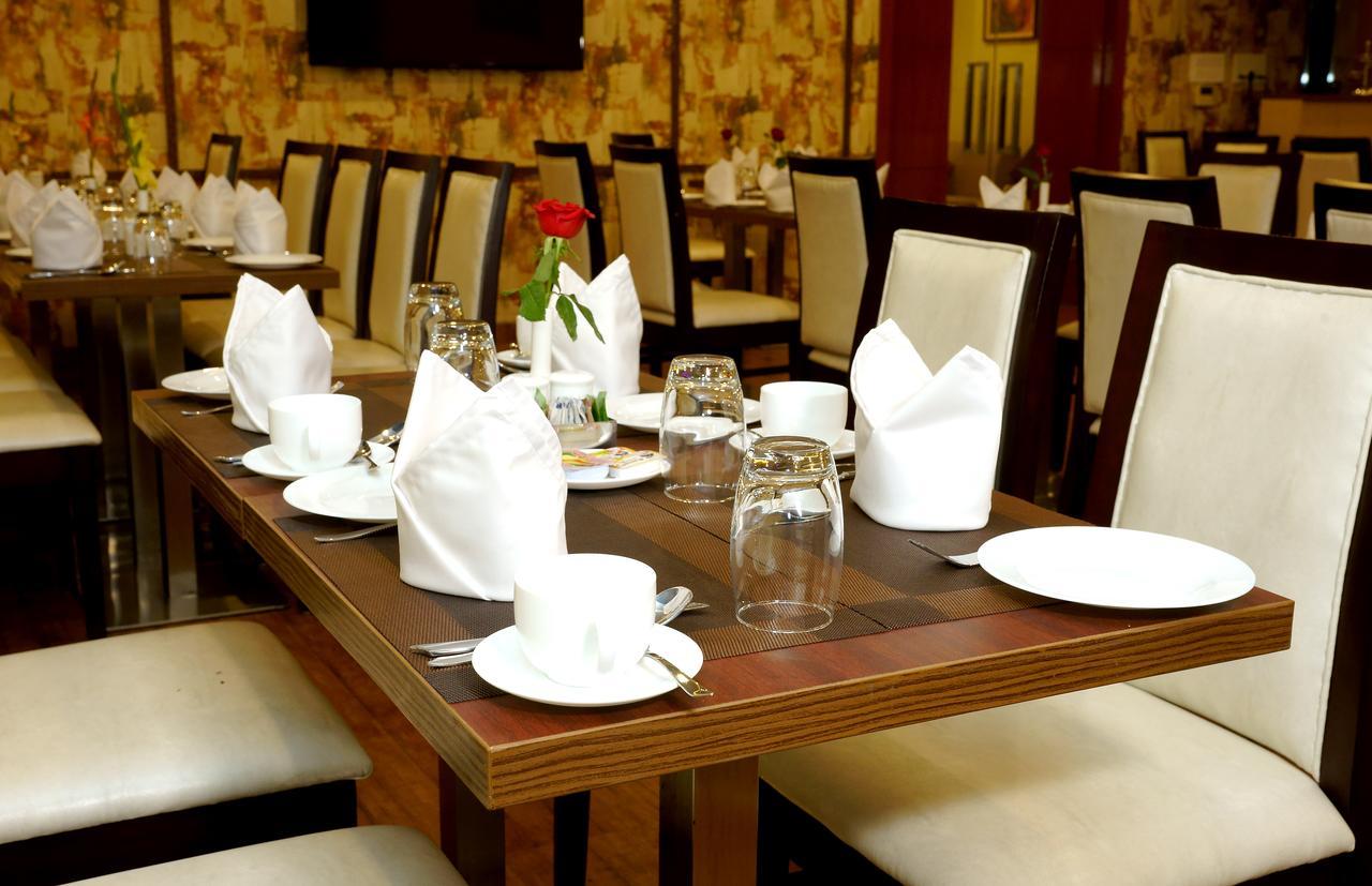 Hotel Amalfi Grand Patna  Zimmer foto